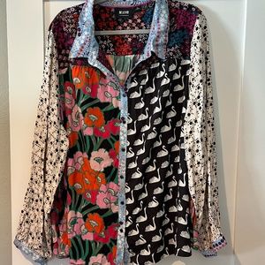 Maeve Paz Buttondown